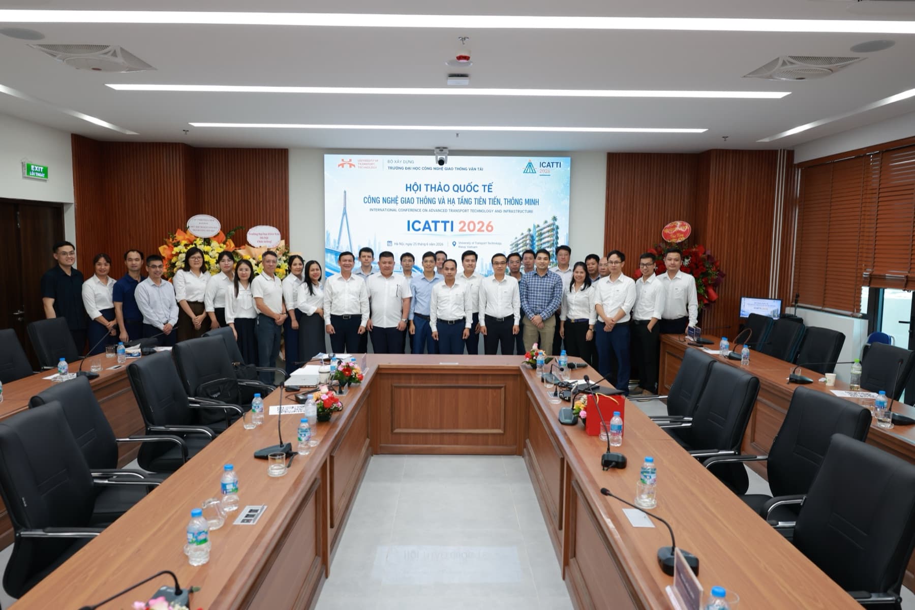 Group photo after the materials structures and technology transfer session